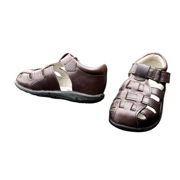 Stride Rite Harper Leather Boys Fisherman Sandal Brown Size 4XW Closed Toe - Picture 14 of 14
